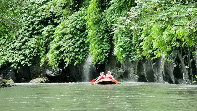 rafting Bali