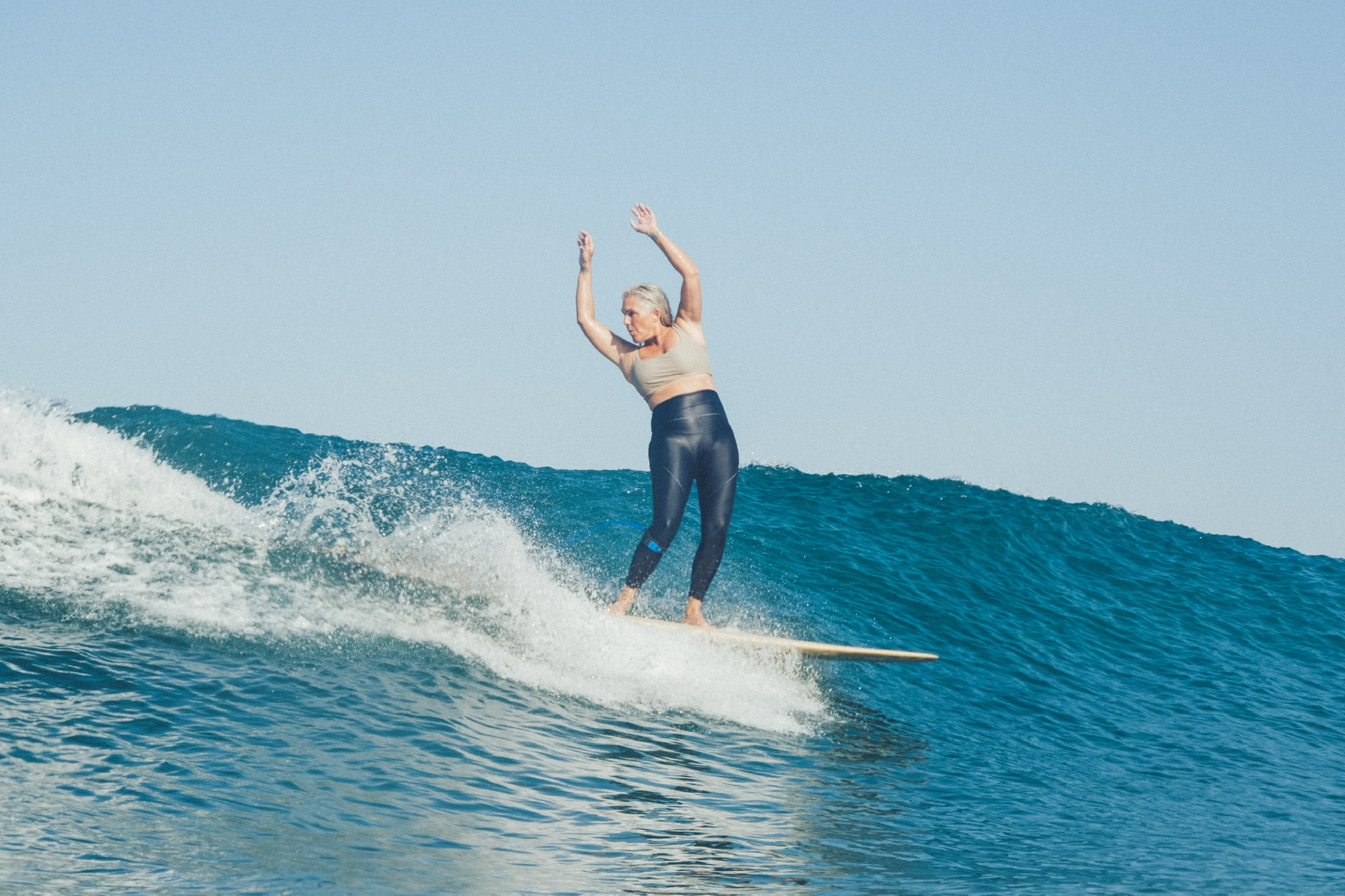 women surf